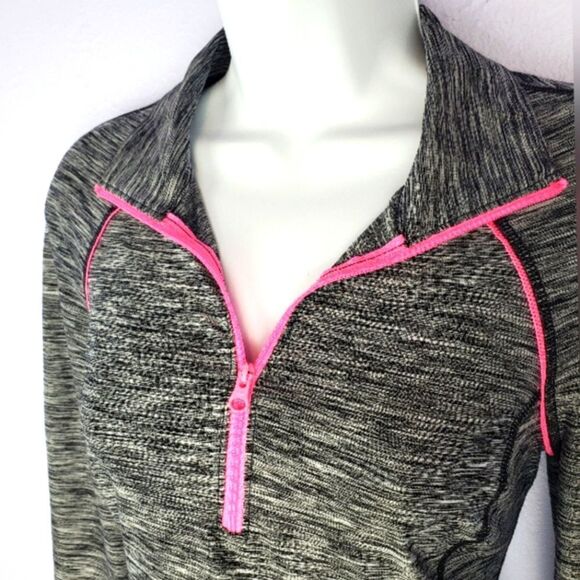 ZELLA Athletic Top - Picture 1 of 5